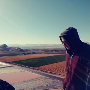 Meet your Posher, Sabastyan